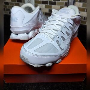 Nike Reax 8 TR Mens Size 12 Cross Training (621716-102) **LIKE NEW**